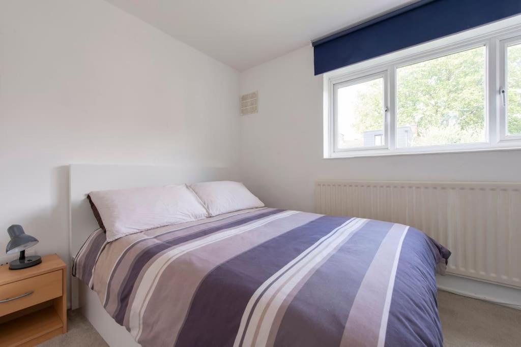 Lovely 2-Bed 15 Minutes To Central Londres Exterior foto