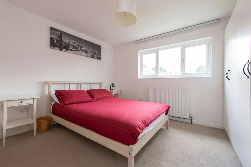 Lovely 2-Bed 15 Minutes To Central Londres Exterior foto