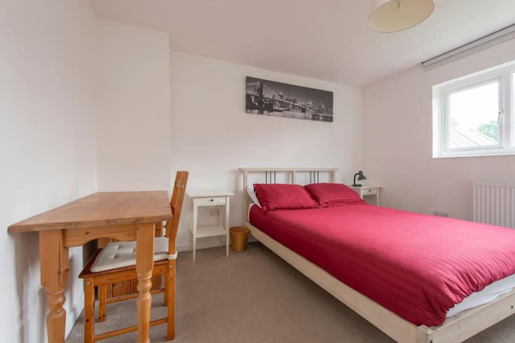 Lovely 2-Bed 15 Minutes To Central Londres Exterior foto
