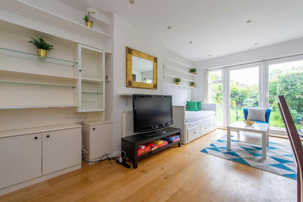 Lovely 2-Bed 15 Minutes To Central Londres Exterior foto